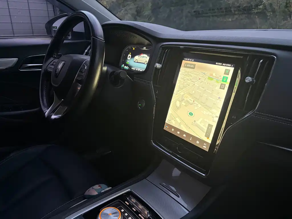 Roewe i6 New Energy — миниатюра 10