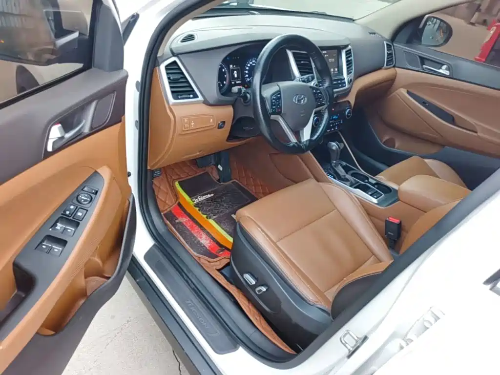 Hyundai Tucson — миниатюра 16