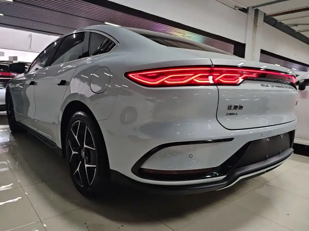 BYD Han — миниатюра 5