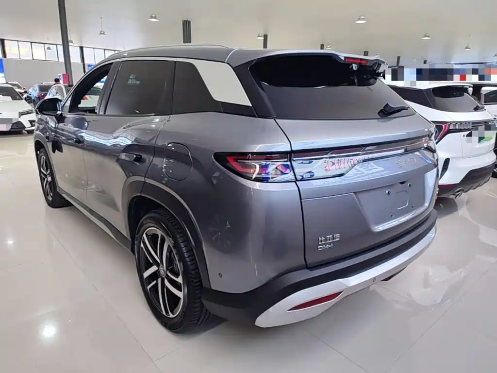 BYD L DM-i — миниатюра 5
