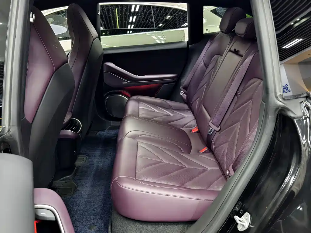 NIO ET5T — миниатюра 8
