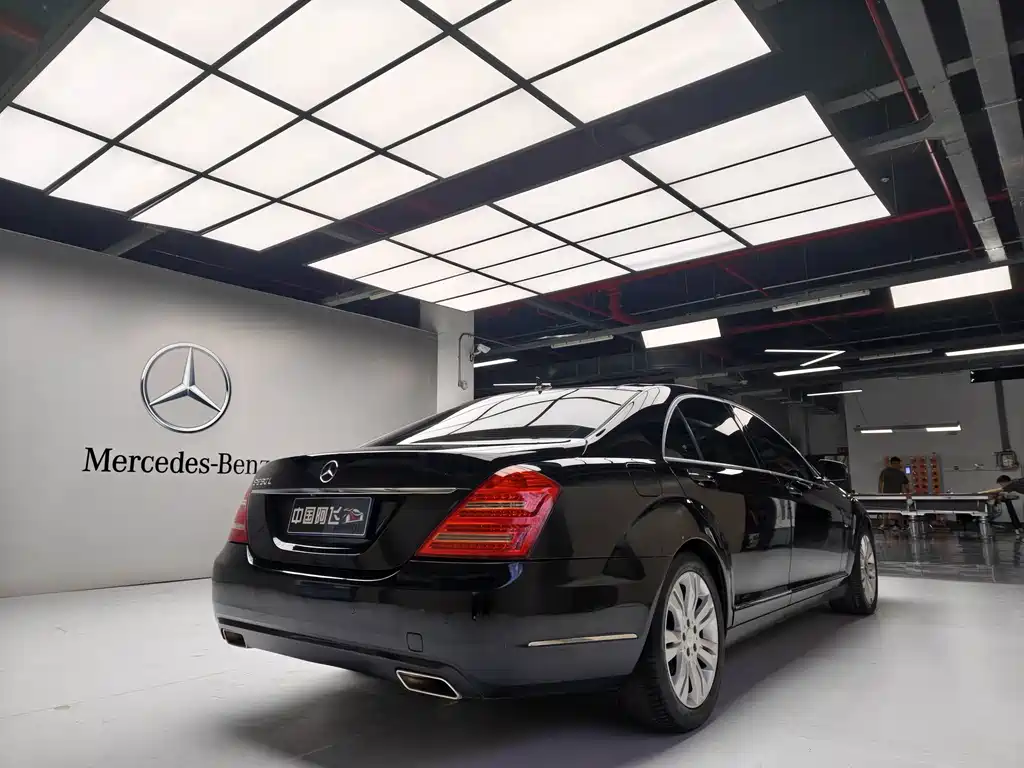 Mercedes-Benz S-Class — миниатюра 9