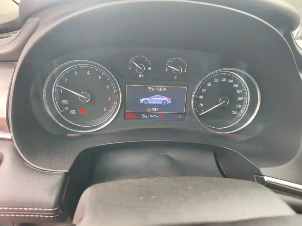 Buick LaCrosse — миниатюра 8