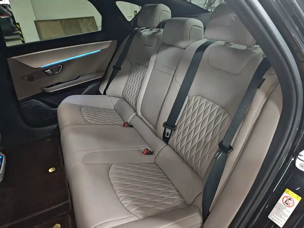 BYD Han — миниатюра 17