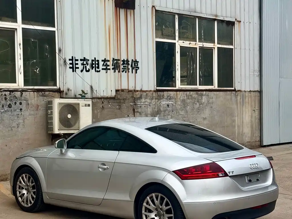 Audi TT — миниатюра 10