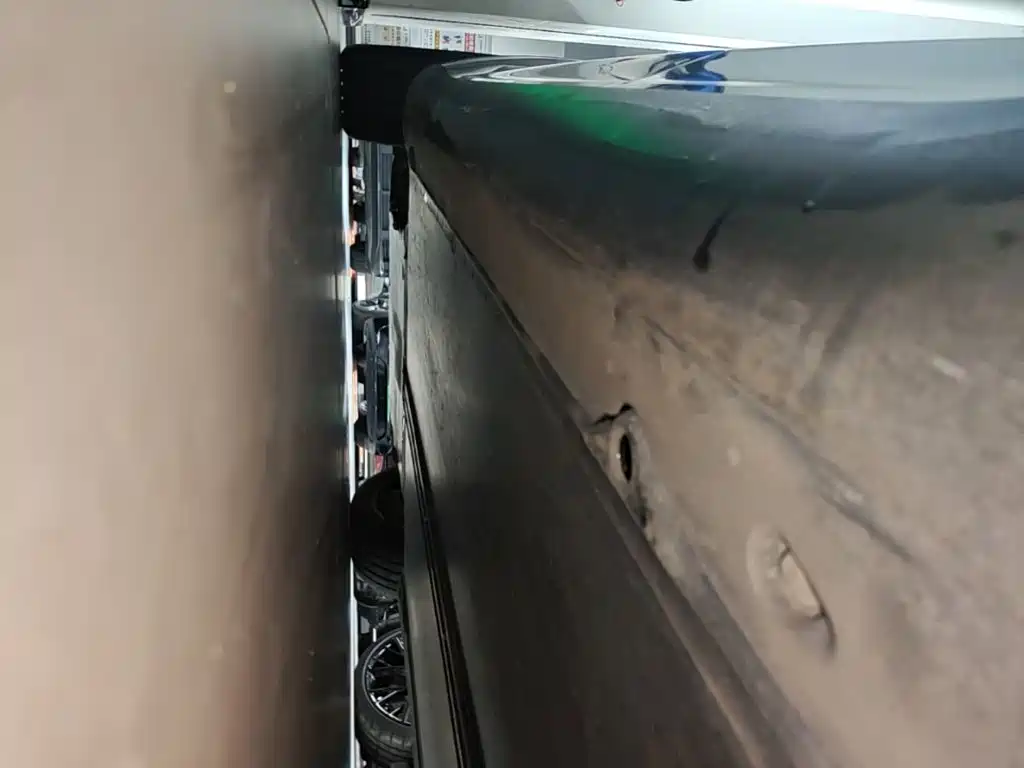 Tesla Model Y — миниатюра 22