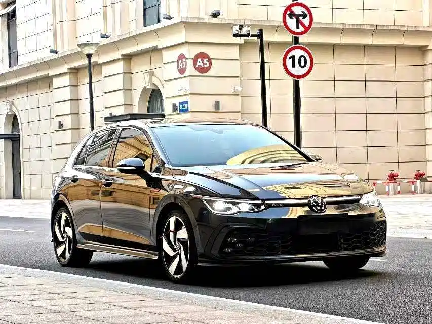 Volkswagen Golf GTI — миниатюра 3