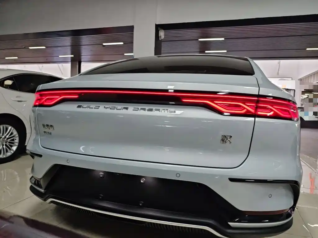 BYD Han — миниатюра 6