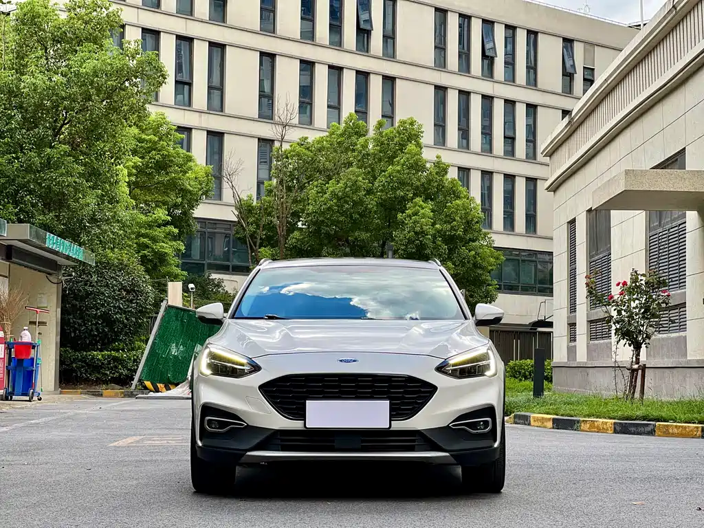 Ford Focus Active — миниатюра 2