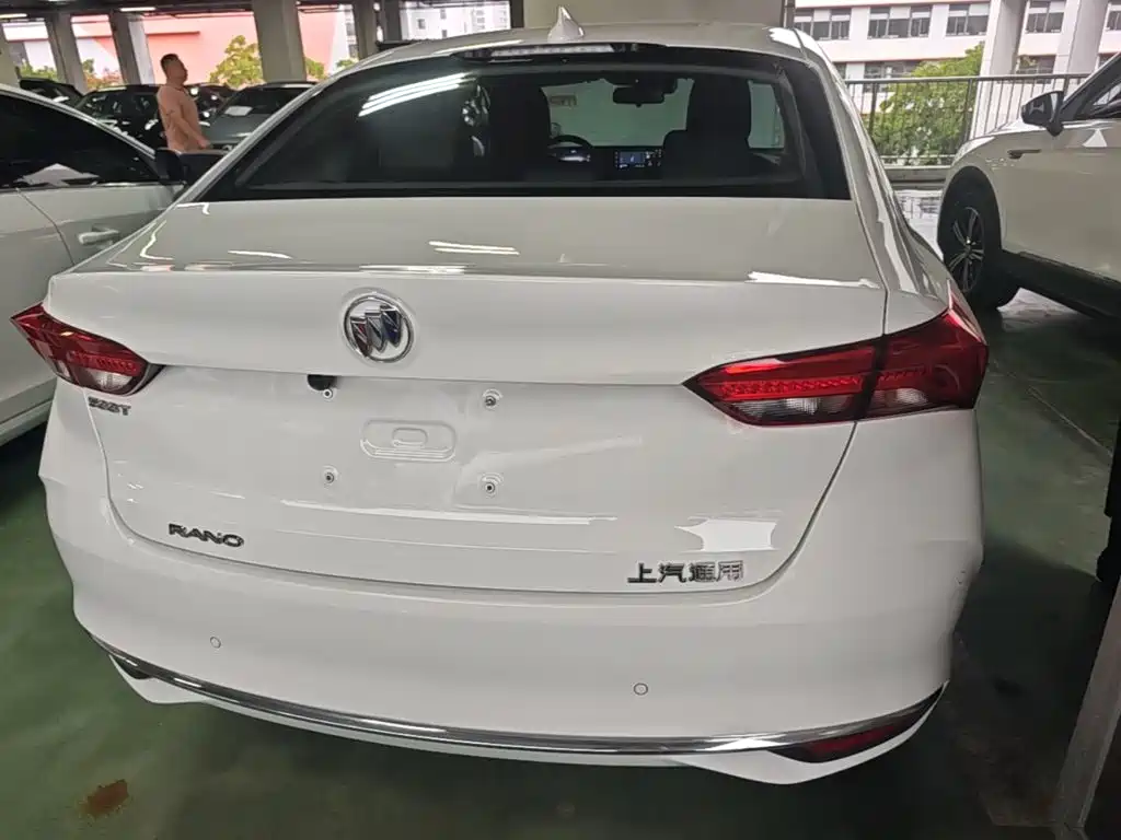 Buick Verano — миниатюра 6