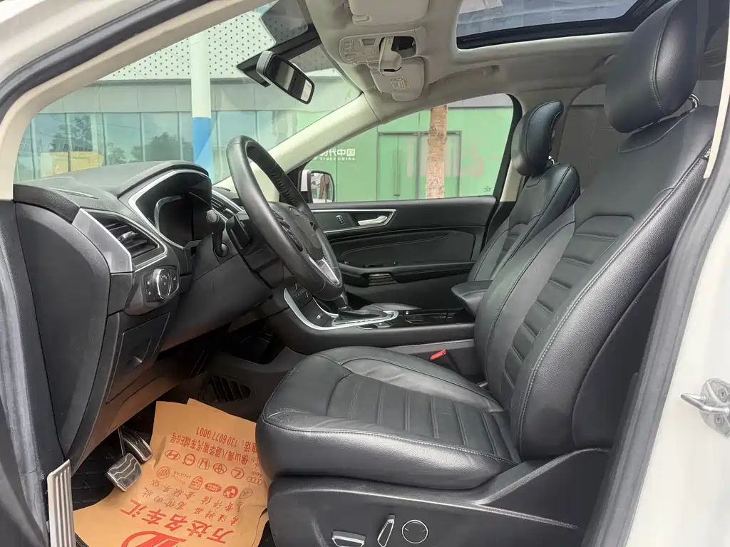 Ford Edge — миниатюра 17