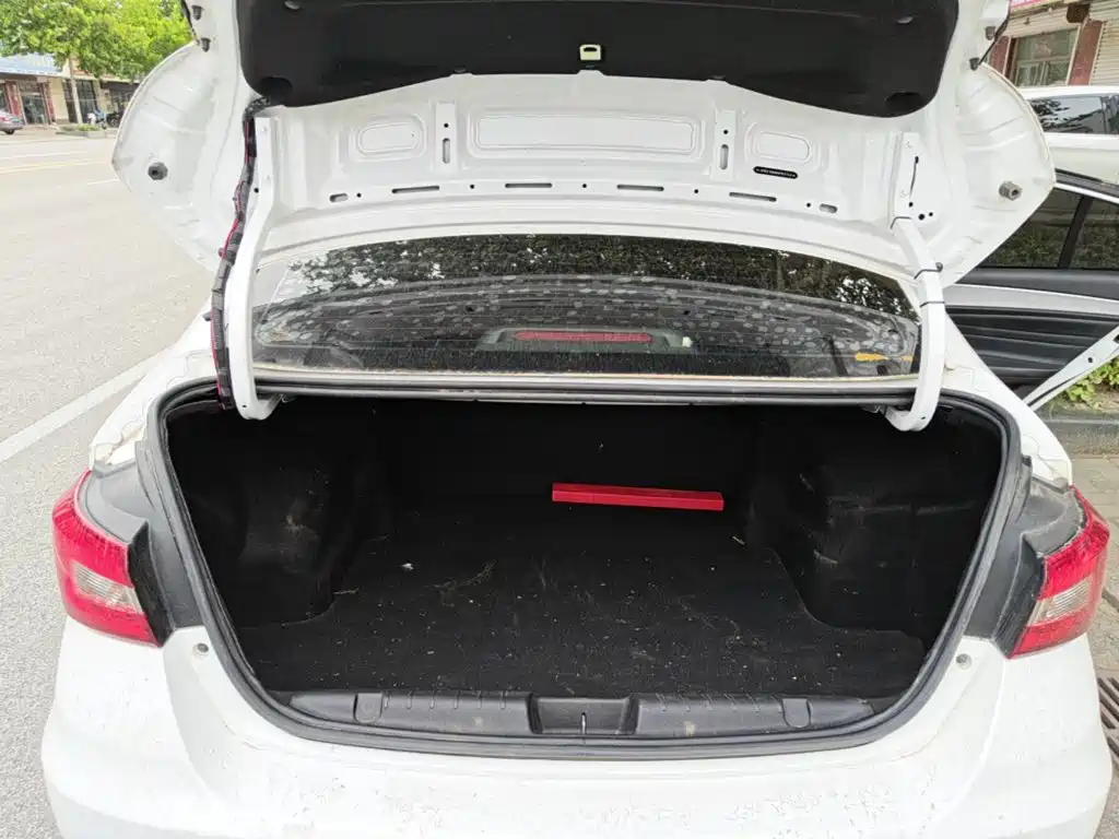 Chery Arrizo 5 — миниатюра 19