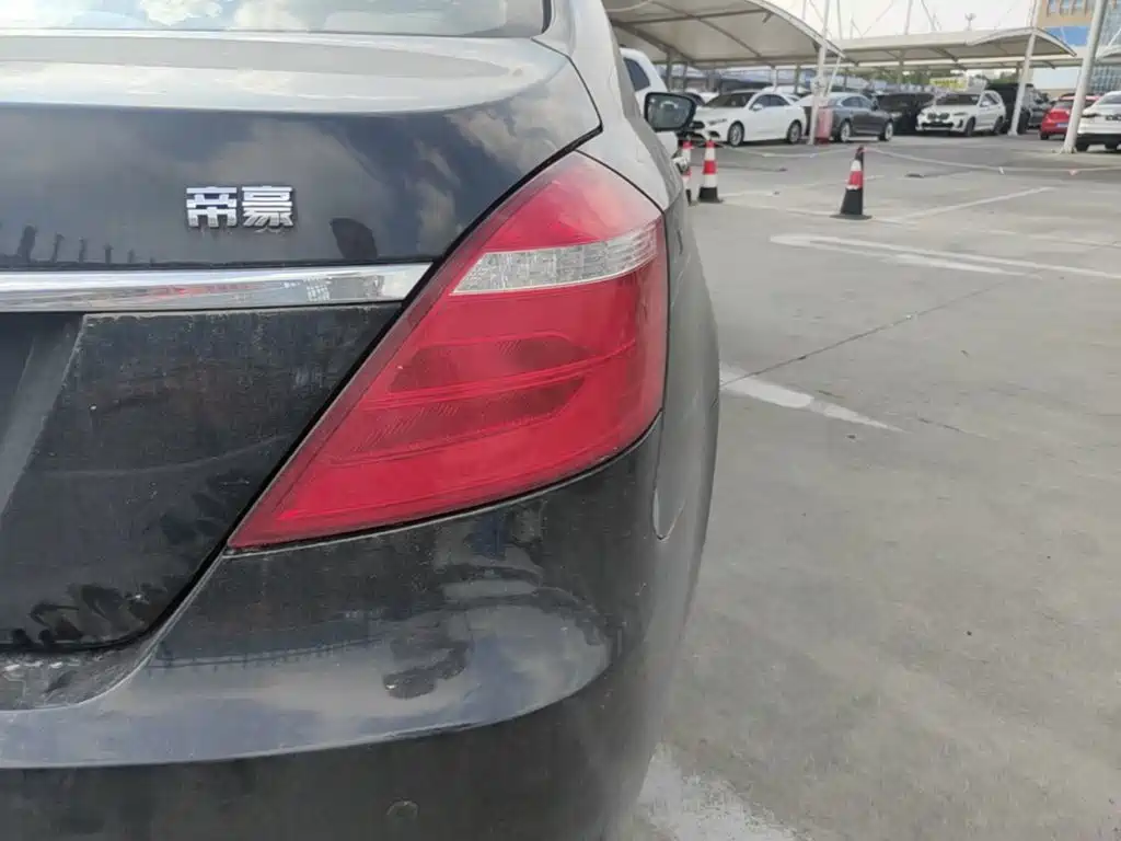 Geely Emgrand — миниатюра 8