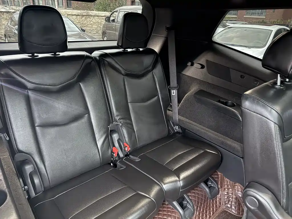 Cadillac XT6 — миниатюра 9