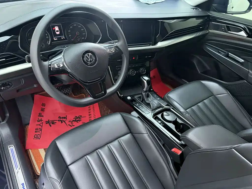 Volkswagen Passat PHEV — миниатюра 5