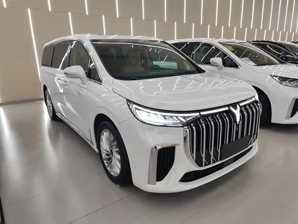 LANTU AUTOMOBILE LANTU DREAMER