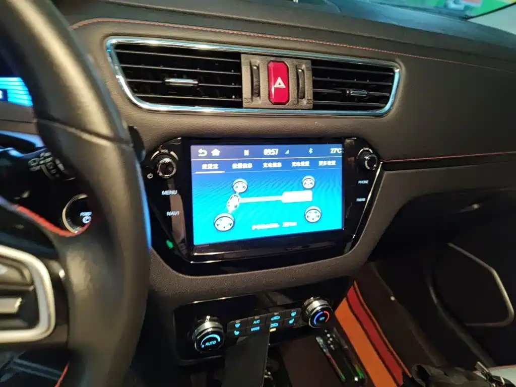 JAC JAC iEV7S — миниатюра 6