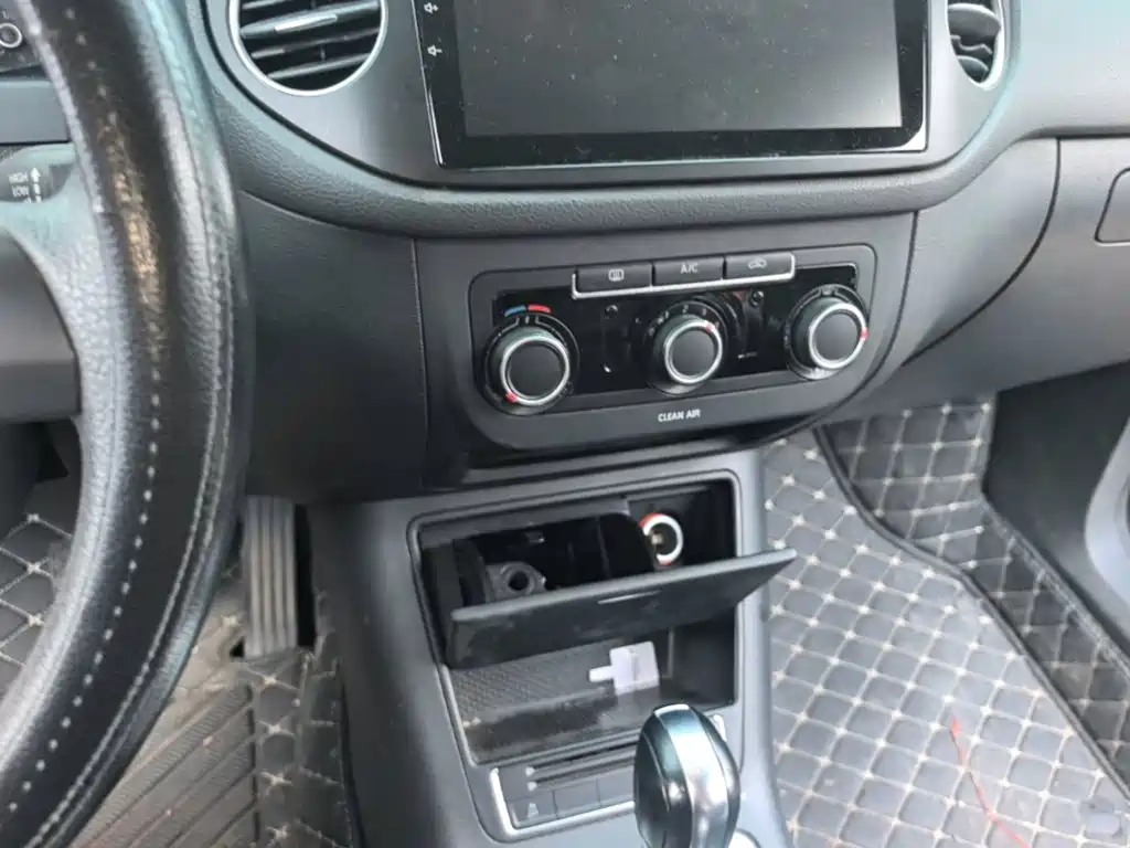 Volkswagen Tiguan — миниатюра 13