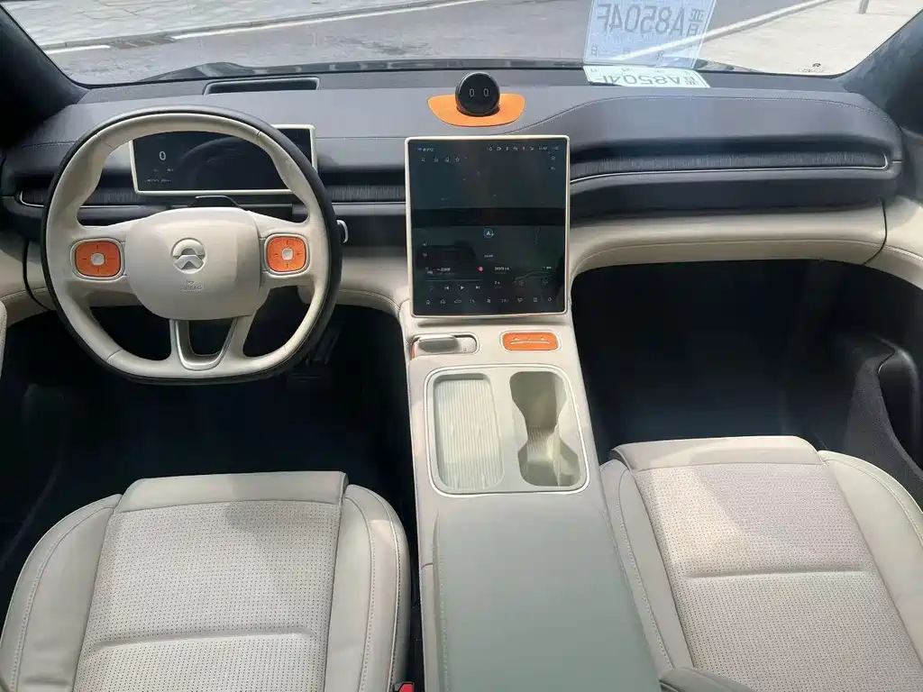 NIO ES6 — миниатюра 14