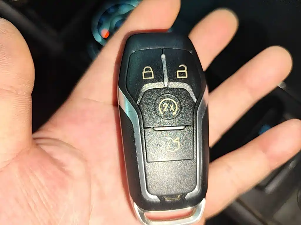 Ford Taurus — миниатюра 9