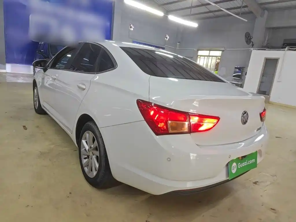 Buick Verano — миниатюра 5