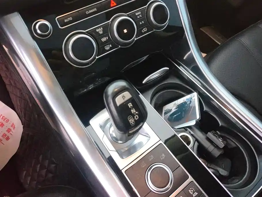 Land Rover Sport — миниатюра 16