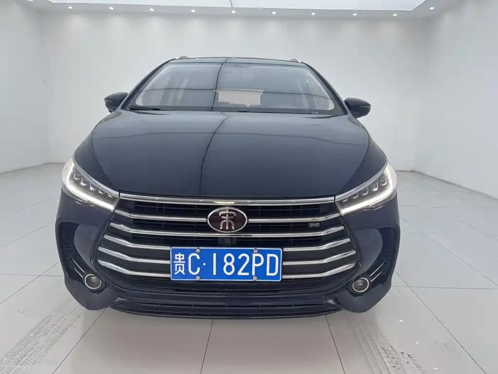 BYD SONG MAX