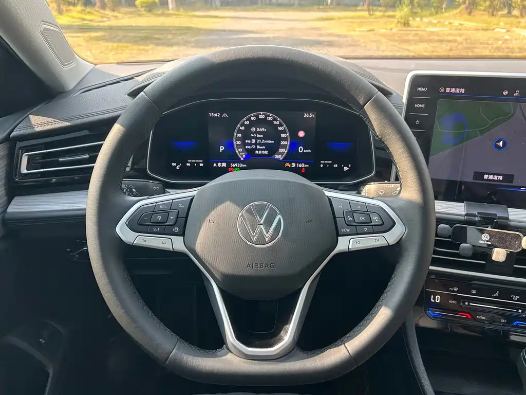 Volkswagen Sagitar — миниатюра 9
