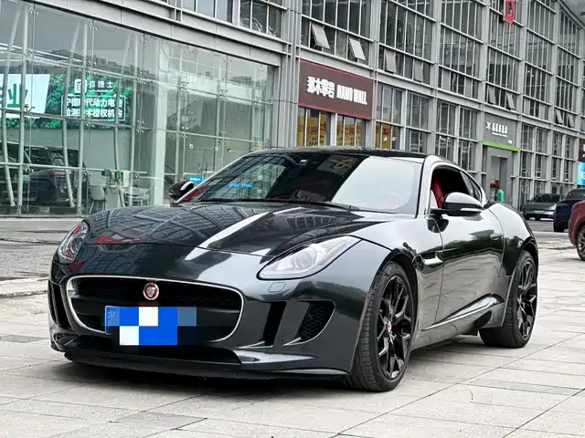 Jaguar F-TYPE — фото 1