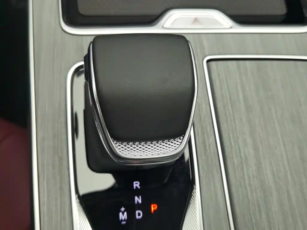 Hongqi Hongqi HS5 — миниатюра 13