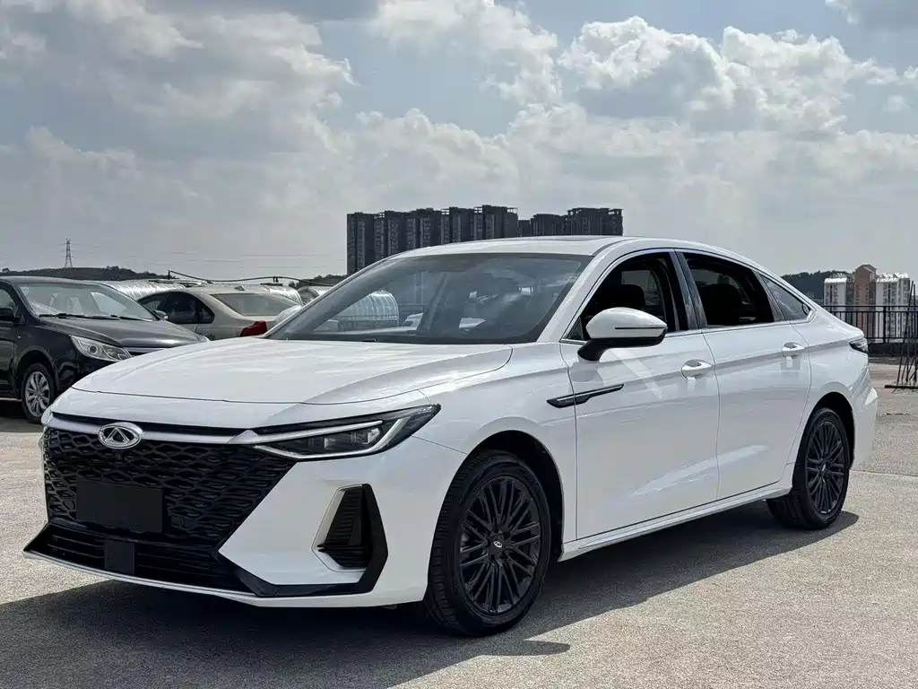 Chery Arrizo 8