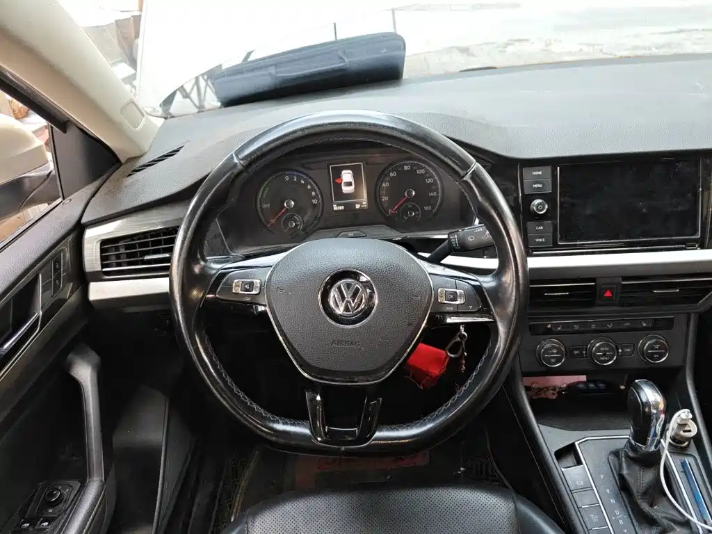 Volkswagen Lavida Pure Electric — миниатюра 6
