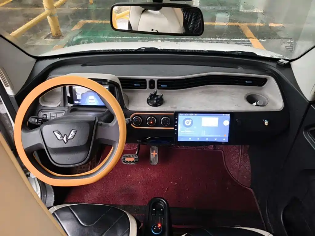Wuling MINIEV — миниатюра 10