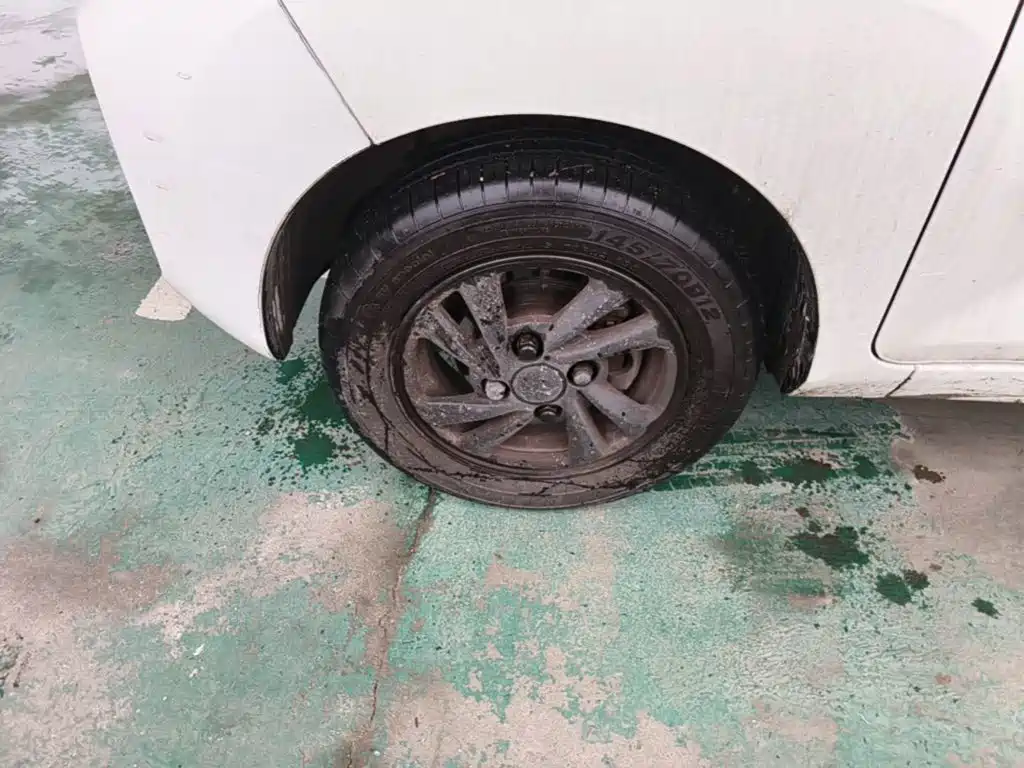 Wuling MINIEV — миниатюра 23