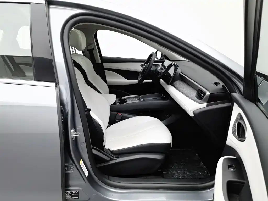 BYD Seal 05 DM-i — миниатюра 23