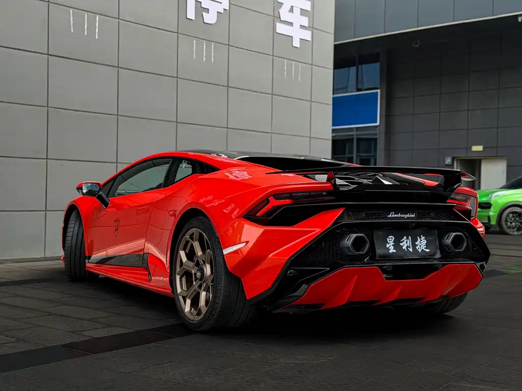 Lamborghini Huracán — миниатюра 5