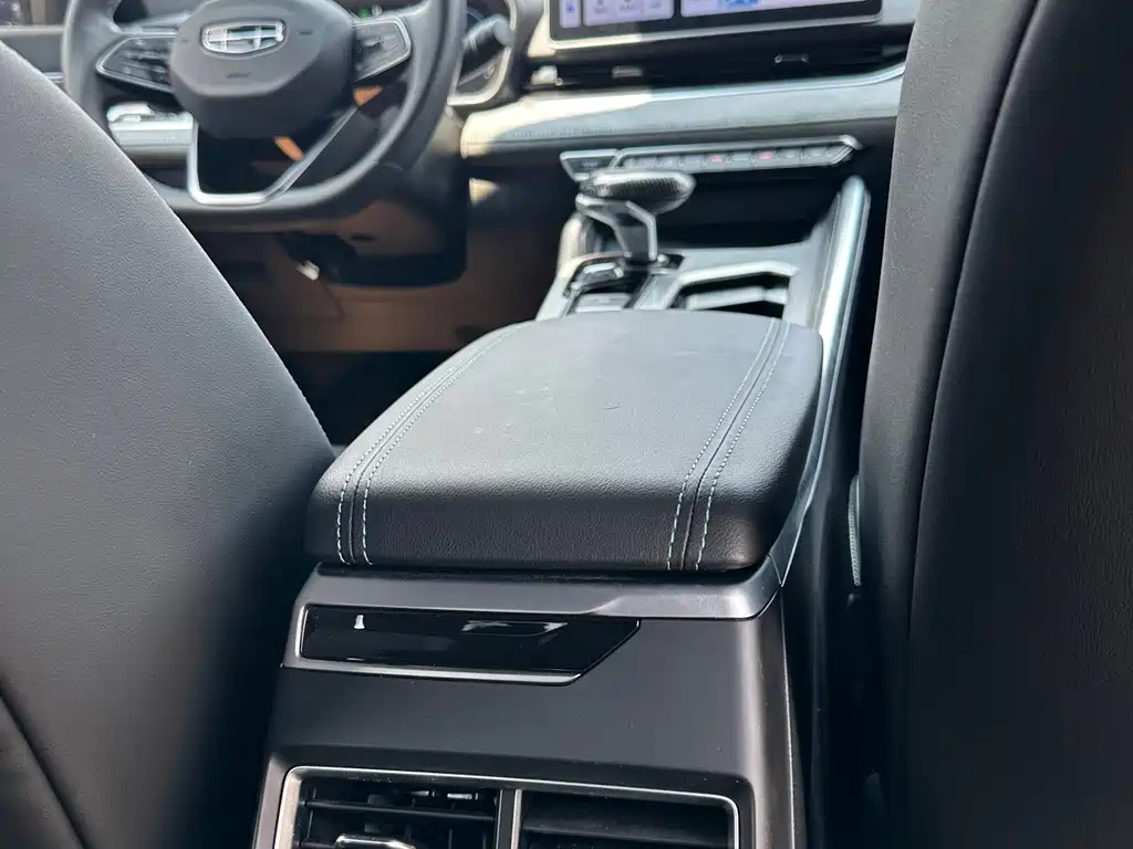 Geely Xingrui — миниатюра 15