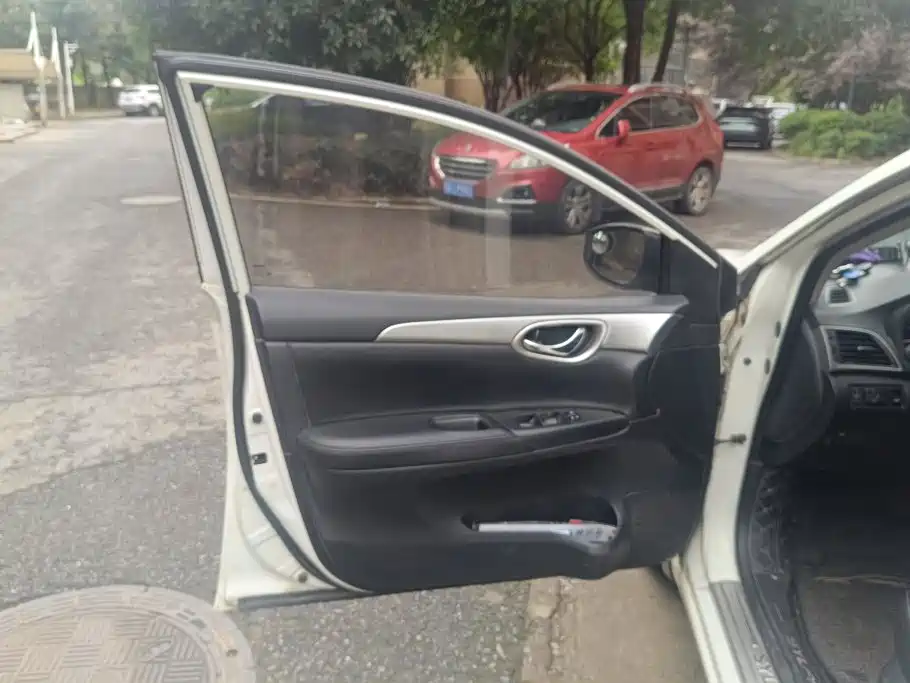 Nissan Sylphy — миниатюра 7