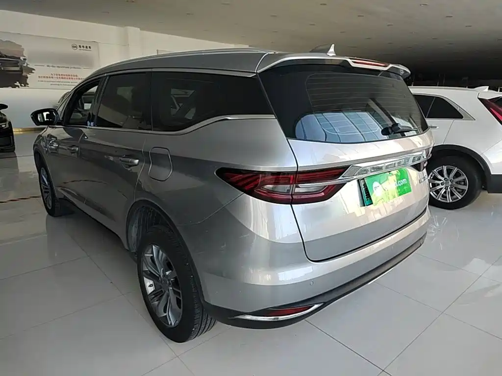 Geely Jia Ji New Energy — миниатюра 5