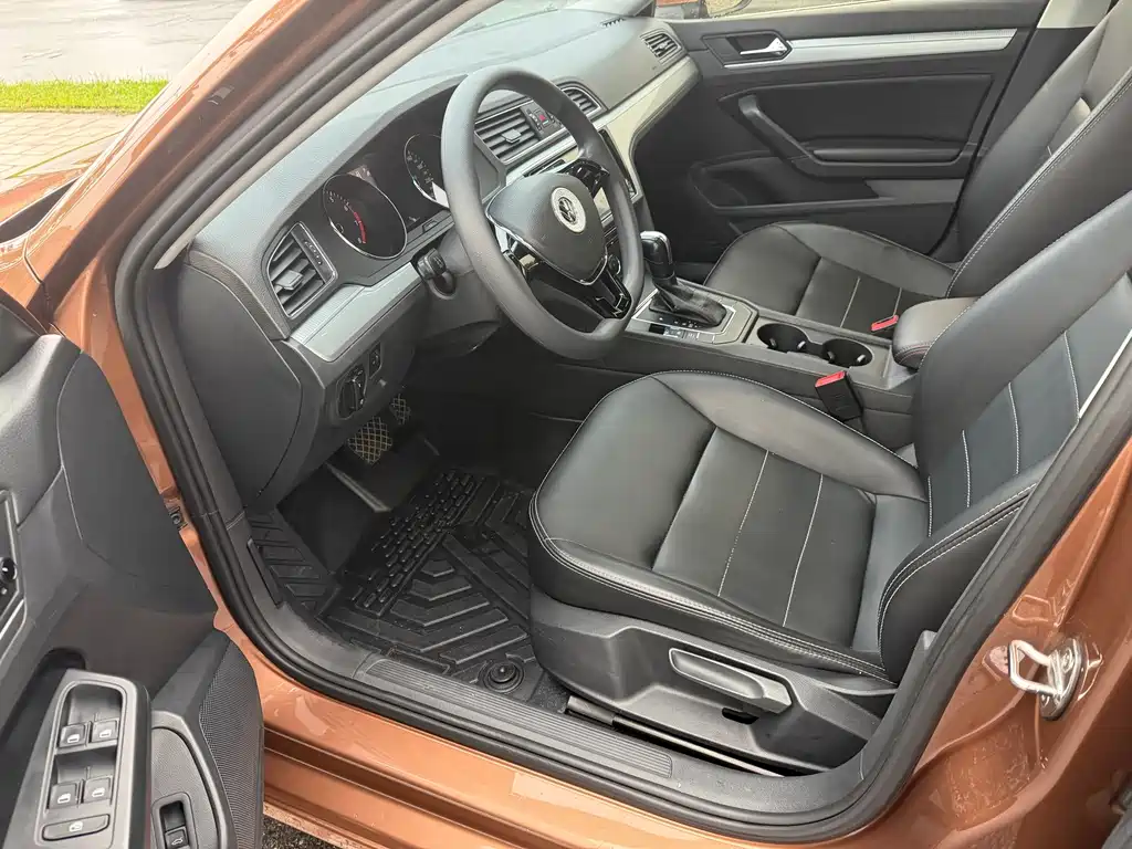 Volkswagen Lamando — миниатюра 7