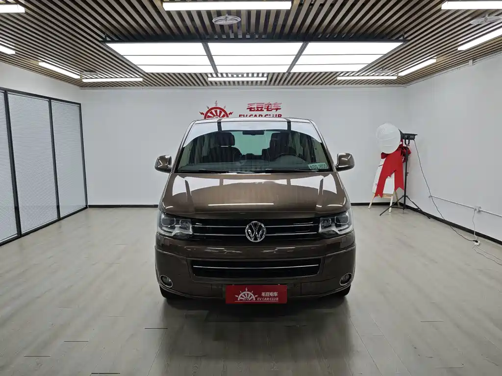 Volkswagen Multivan — миниатюра 3