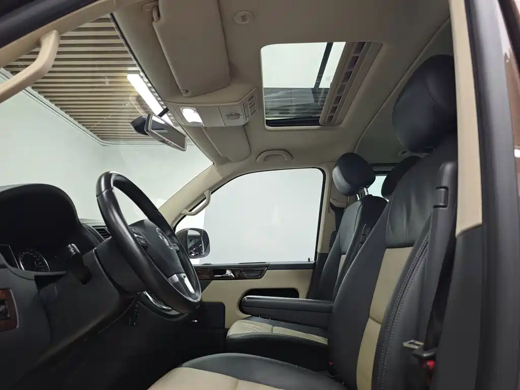 Volkswagen Multivan — миниатюра 19