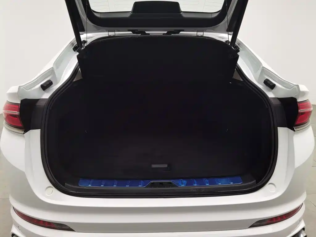 Geely Xingyue — миниатюра 16