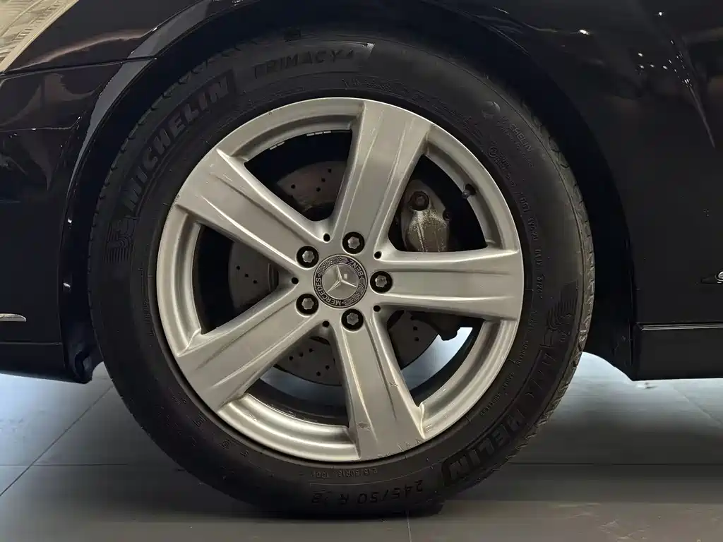 Mercedes-Benz S-Class — миниатюра 7