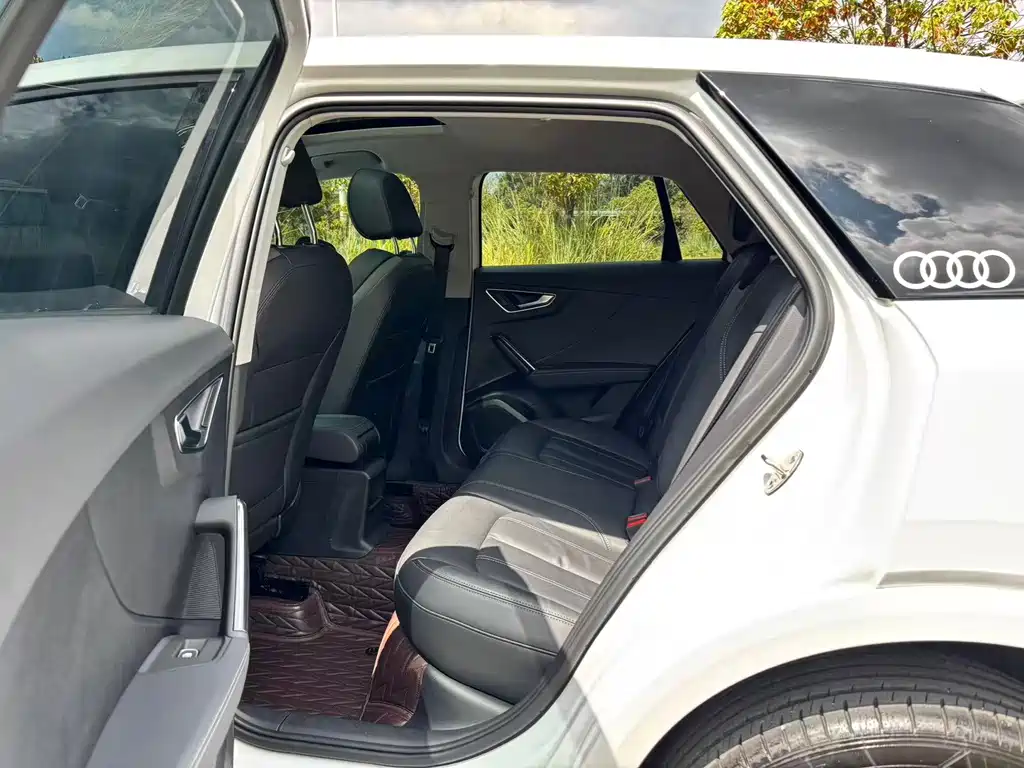 Audi Q2L — миниатюра 8