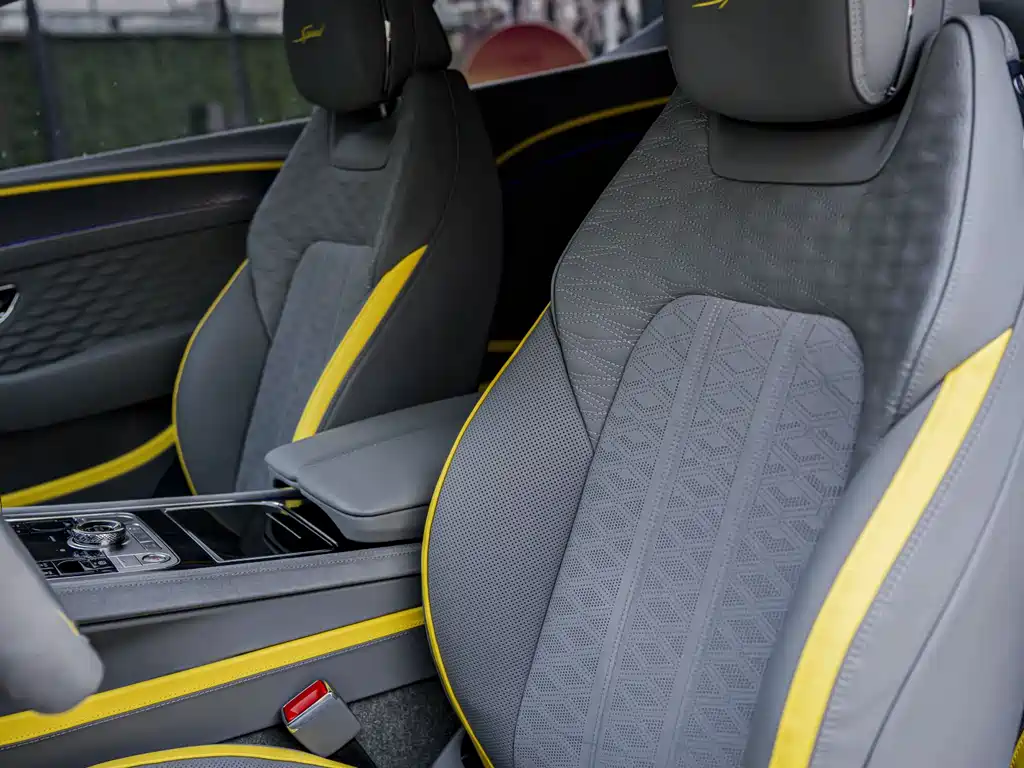 BENTLEY CONTINENTAL PLUG IN HYBRID