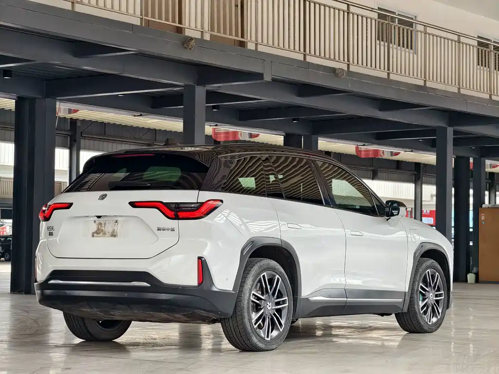 NIO ES6 — миниатюра 17