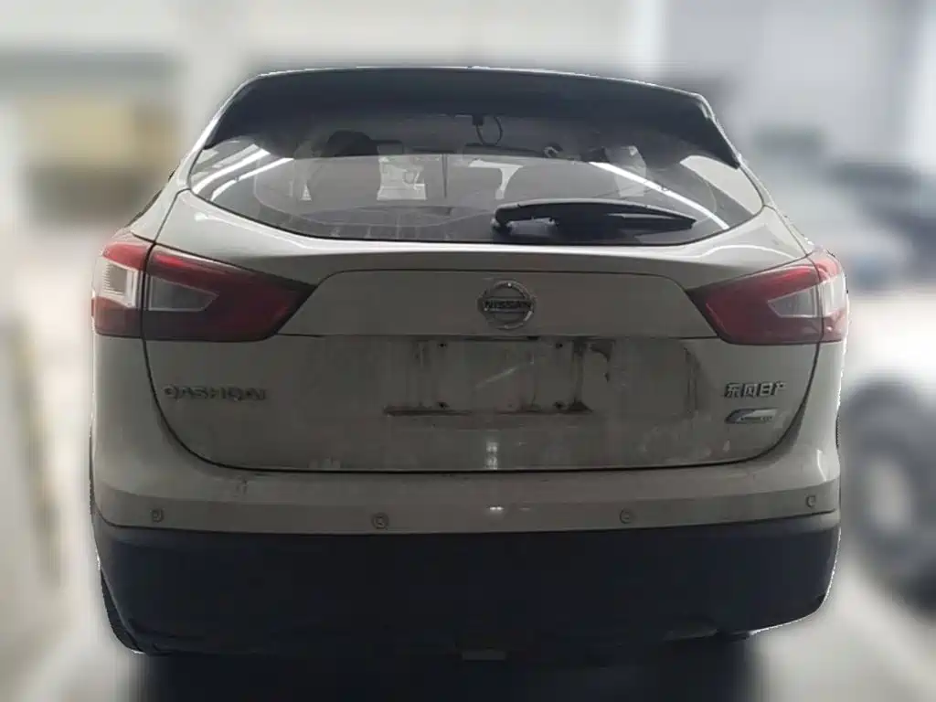 Nissan Qashqai — миниатюра 8