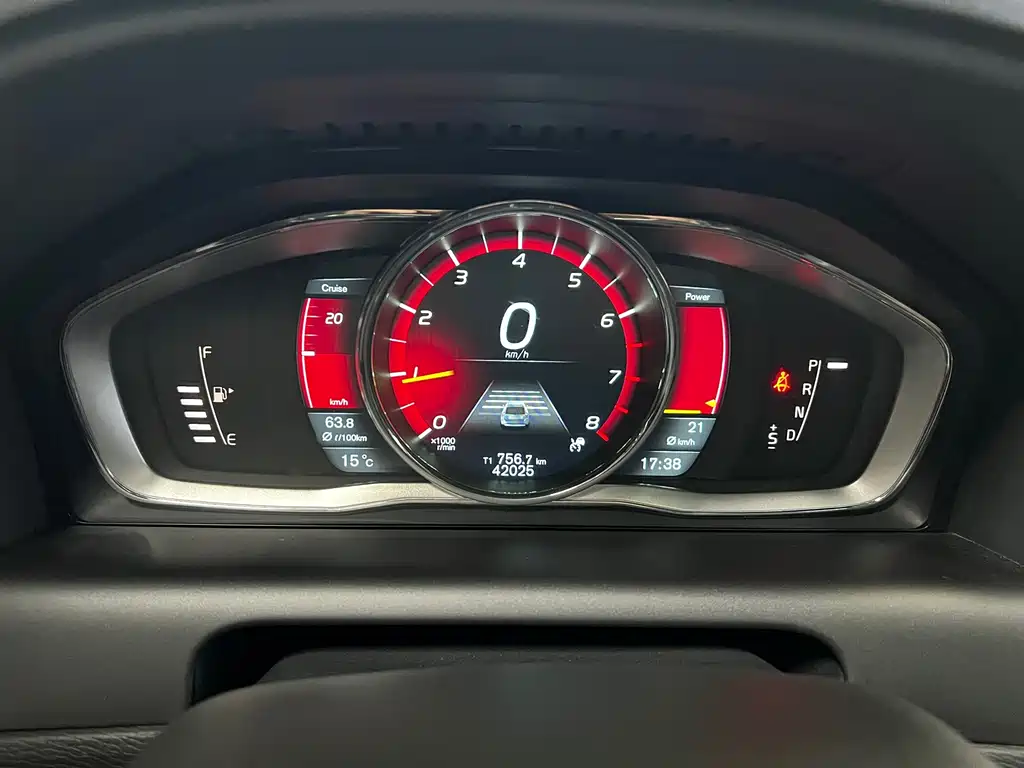 Volvo XC60 (Import) — миниатюра 10