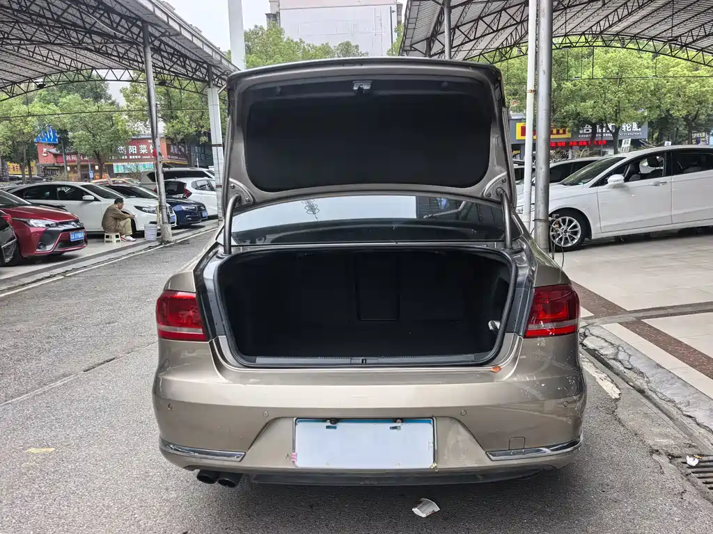 Volkswagen Magotan — миниатюра 10